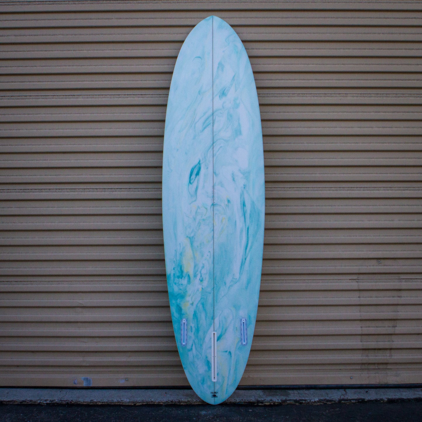 SINGLE FIN PIN